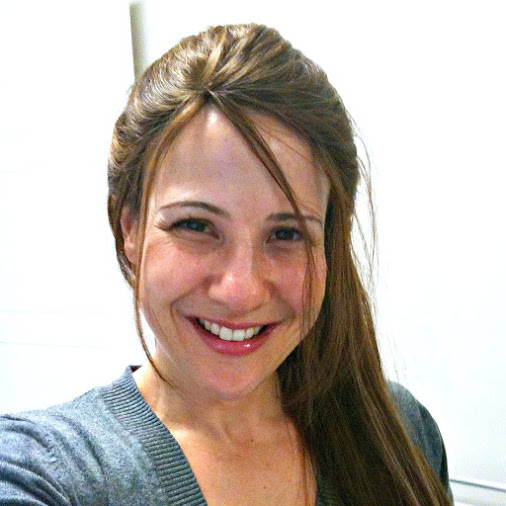 AUSTRALIA:  Interview with Michelle Lewsen of They Call Me Mummy